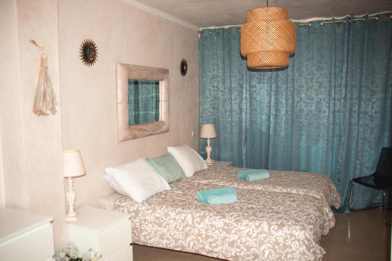 Appartement Palmeras Puerto Paraiso Estepona Kültér fotó